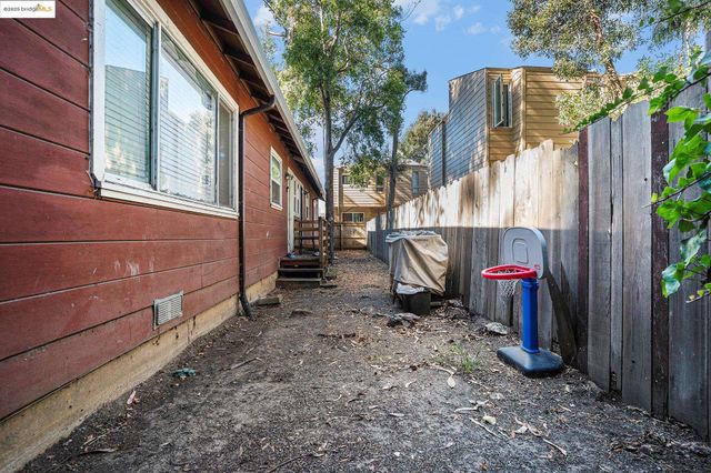 a view of a house with a outdoor space