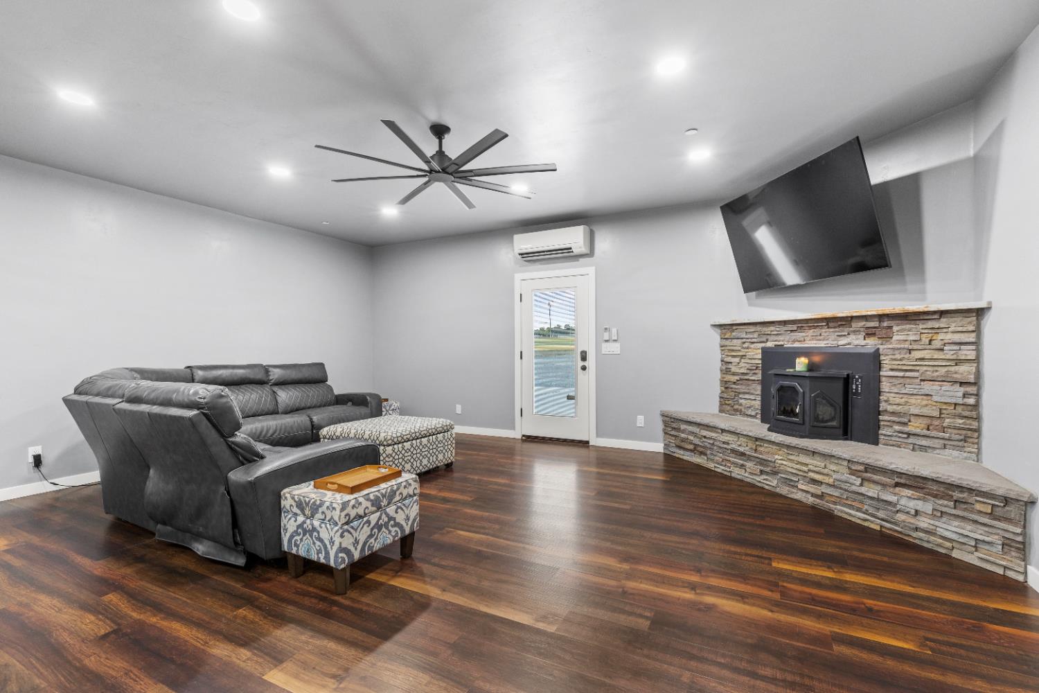 11369 Loma Rica Road Marysville, CA 95901 - Photo 5 of 64