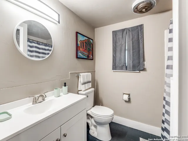 $625,700 | 1237 Wiltshire Avenue, Terrell Hills, TX 78209