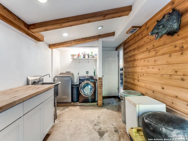 $625,700 | 1237 Wiltshire Avenue, Terrell Hills, TX 78209