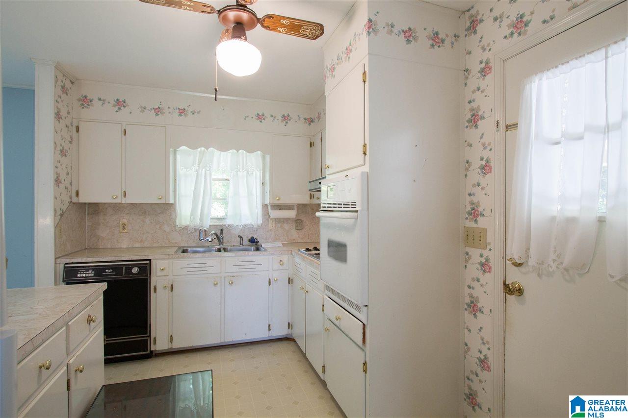 2201 Forestdale Bend Road Birmingham, AL 35214 - Photo 12 of 43