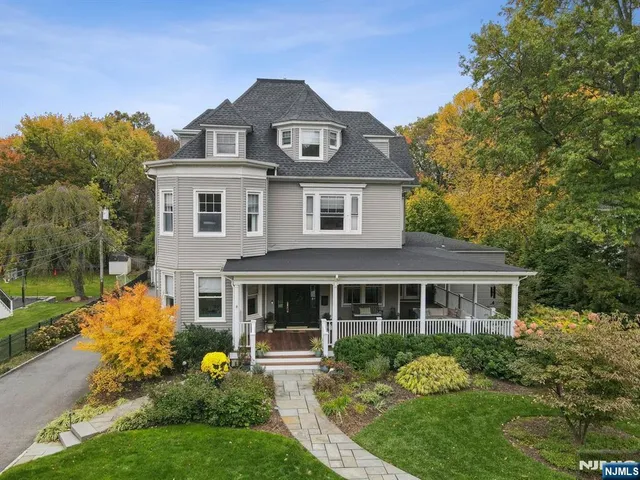 $2,725,000 | 363 Park Street, Montclair, NJ 07043