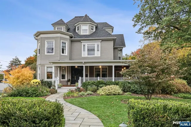 $2,725,000 | 363 Park Street, Montclair, NJ 07043