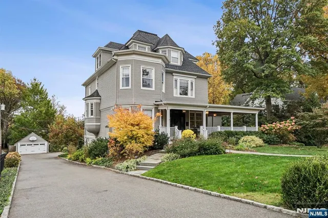 $2,725,000 | 363 Park Street, Montclair, NJ 07043