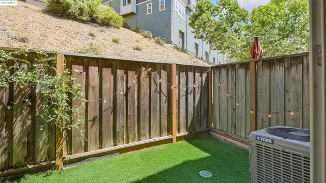 $639,000 | 6019 Old Quarry Loop, Oakland, CA 94605