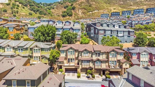 $639,000 | 6019 Old Quarry Loop, Oakland, CA 94605