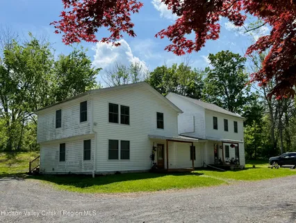 $775,000 | 230 New York 32 Street North, New Paltz, NY 12561