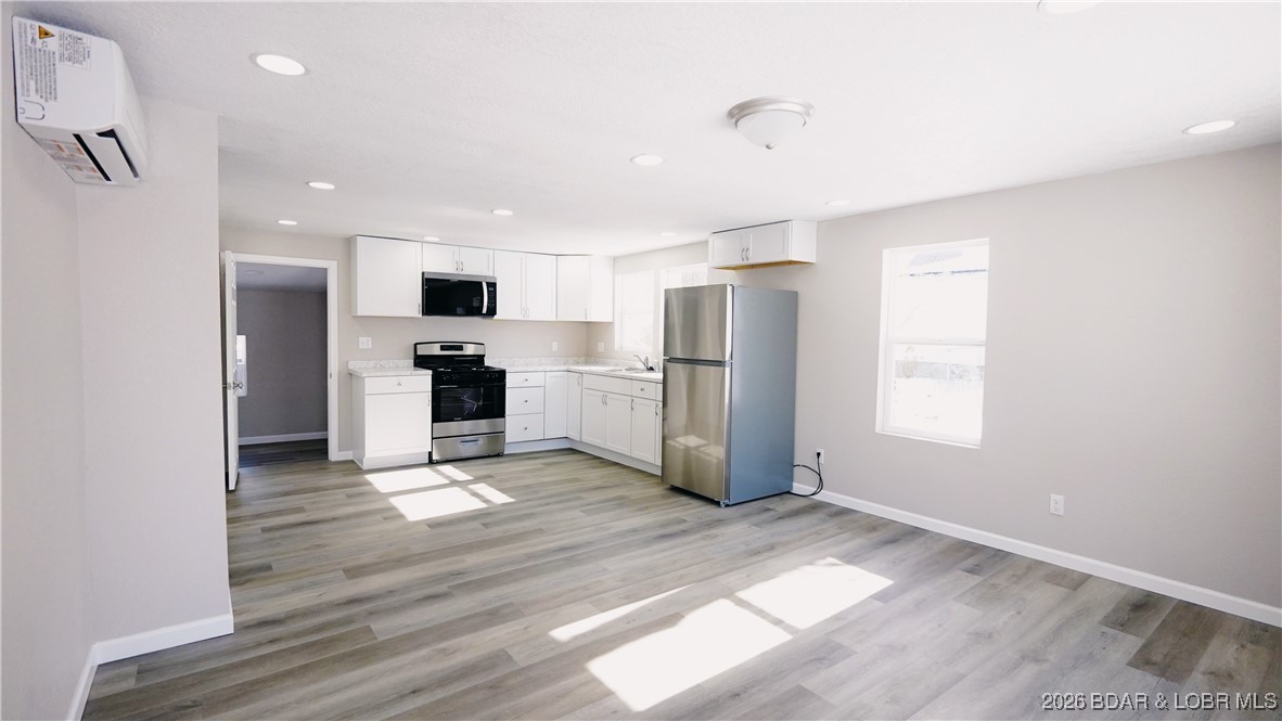 406 North Mill Street Eldon, MO 65026 - Photo 2 of 23