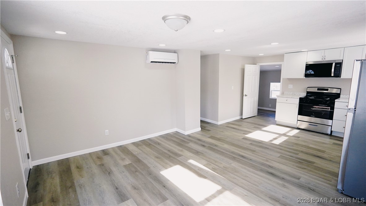 406 North Mill Street Eldon, MO 65026 - Photo 3 of 23