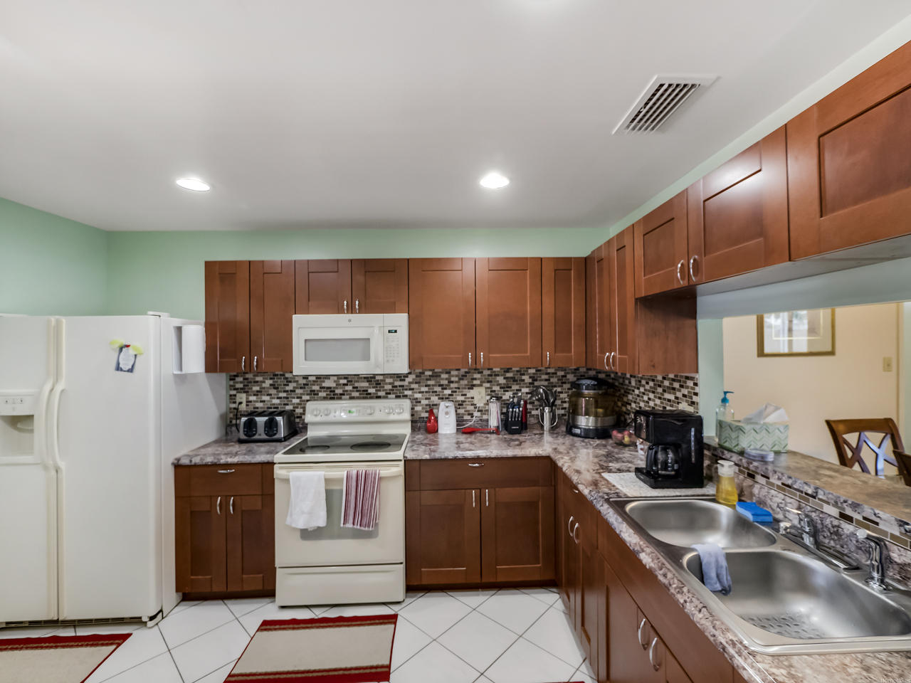 19786 Southampton Terrace Boca Raton, FL 33434 - Photo 5 of 13 Kitchen