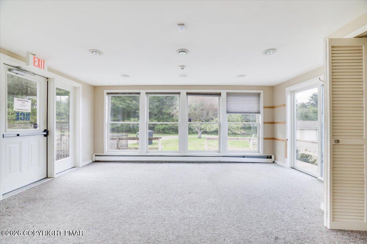 863 Interchange Road Kunkletown, PA 18058 - Photo 12 of 31 Room