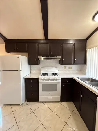 $839,000 | 994 East Gladwick Street, Carson, CA 90746