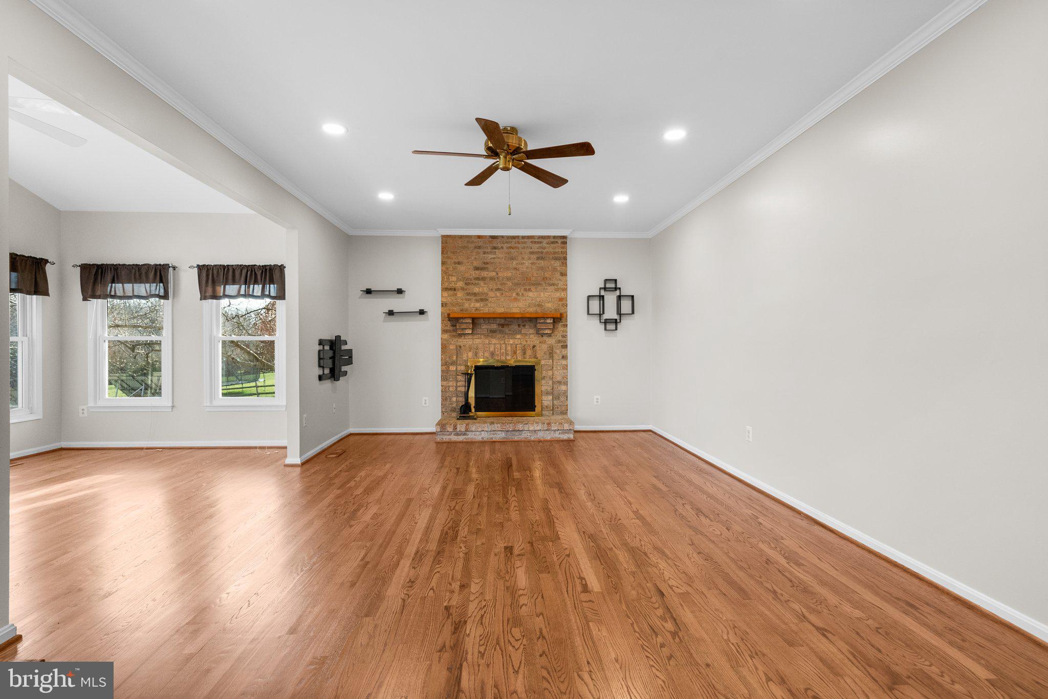 9716 Huntmaster Road Gaithersburg, MD 20882 - Photo 14 of 55