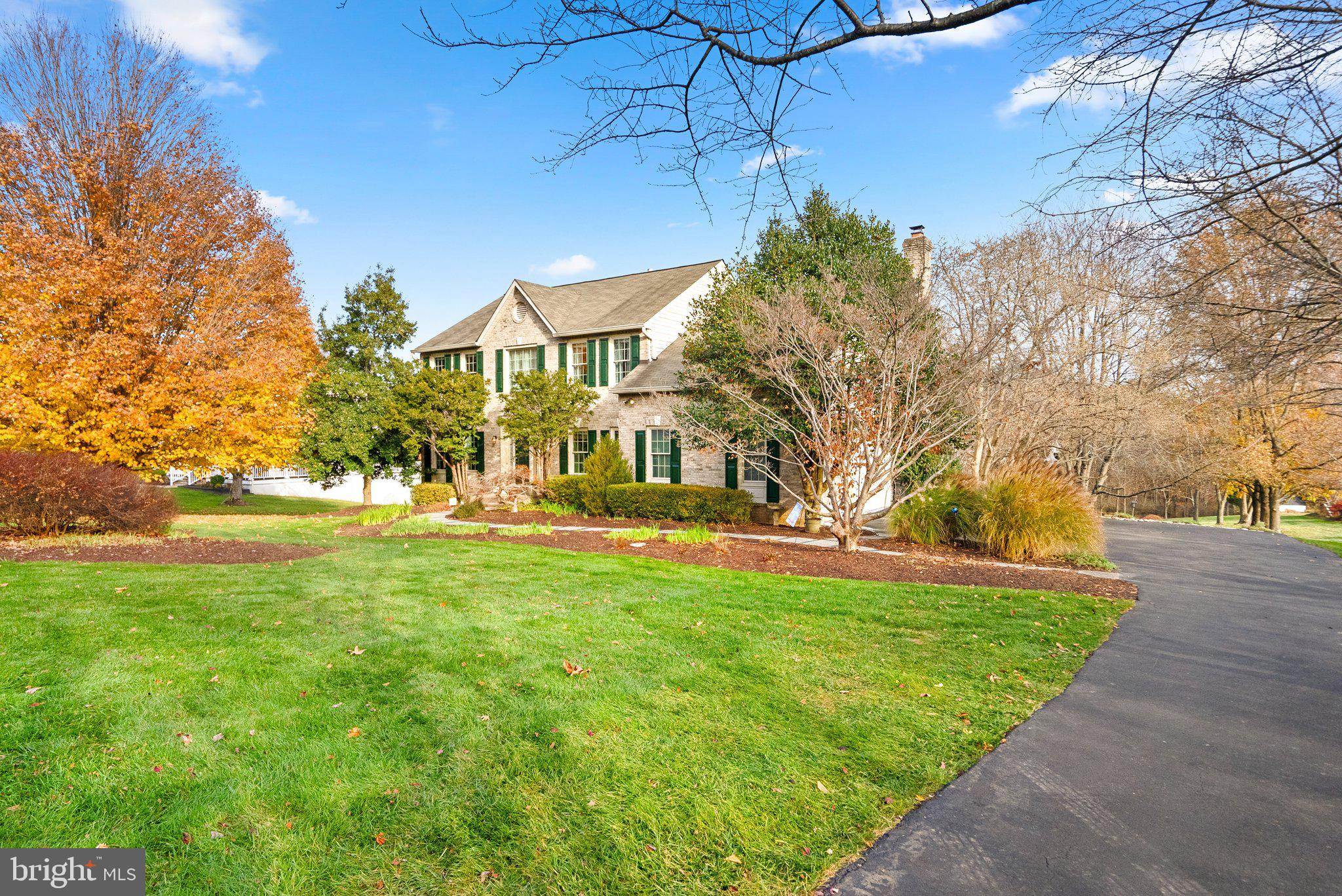 9716 Huntmaster Road Gaithersburg, MD 20882 - Photo 2 of 55