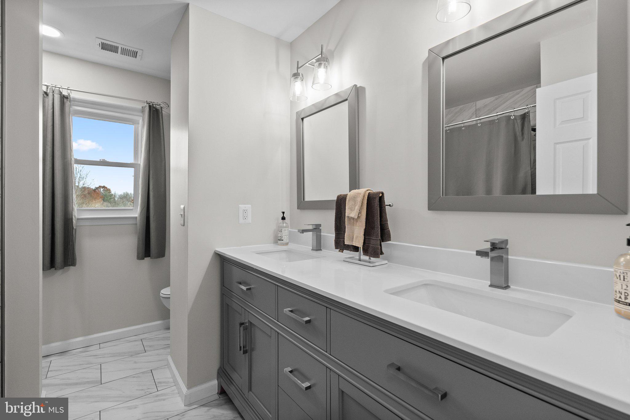 9716 Huntmaster Road Gaithersburg, MD 20882 - Photo 33 of 55