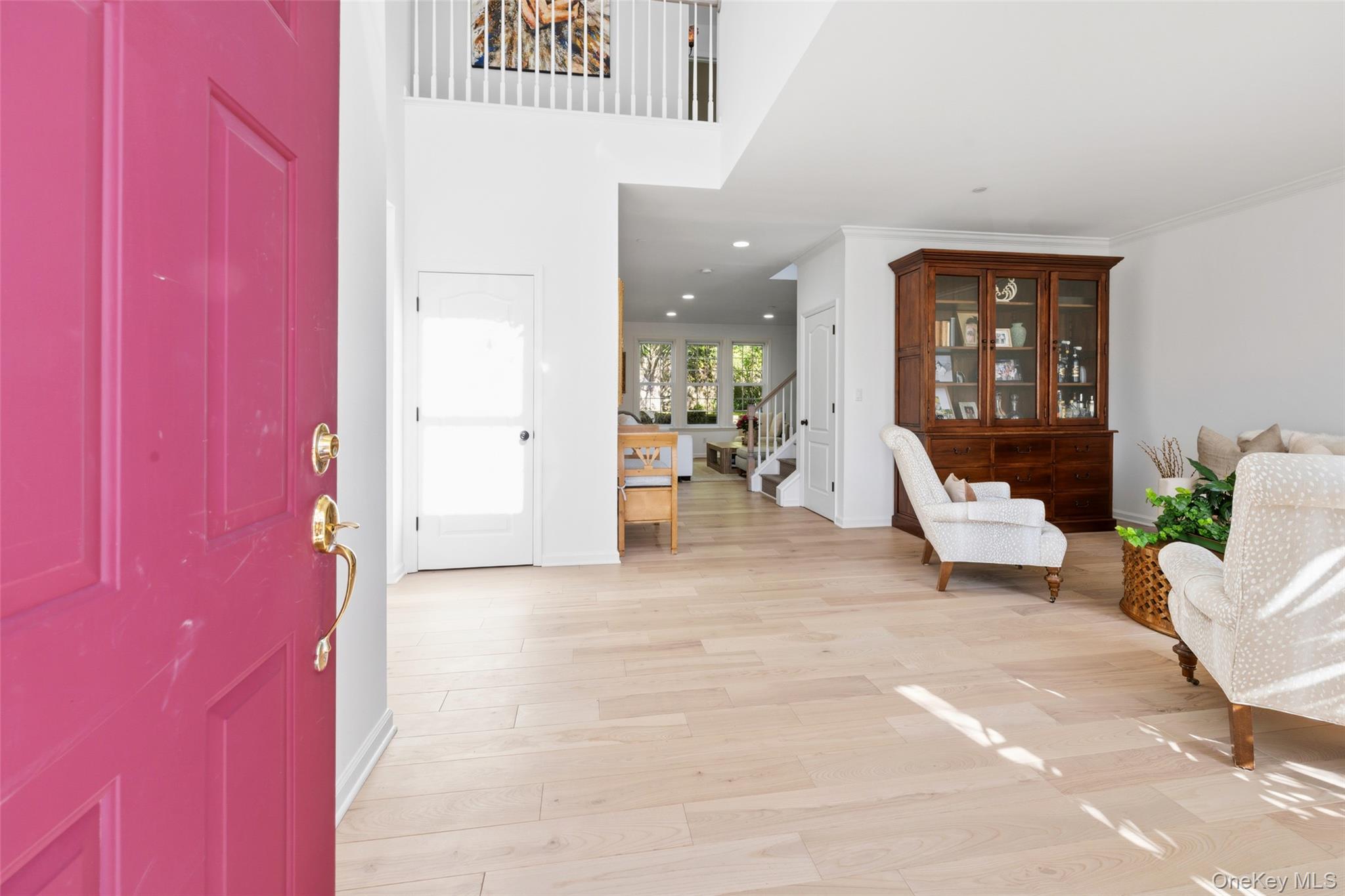 40 Bellefair Road Rye Brook, NY 10573 - Photo 3 of 43 Entry foyer