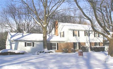 2536 Ridgeview Drive Kalamazoo, MI 49008 - Photo 1 of 8 Primary Photo