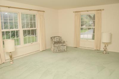 2536 Ridgeview Drive Kalamazoo, MI 49008 - Photo 3 of 8 Additional Photo