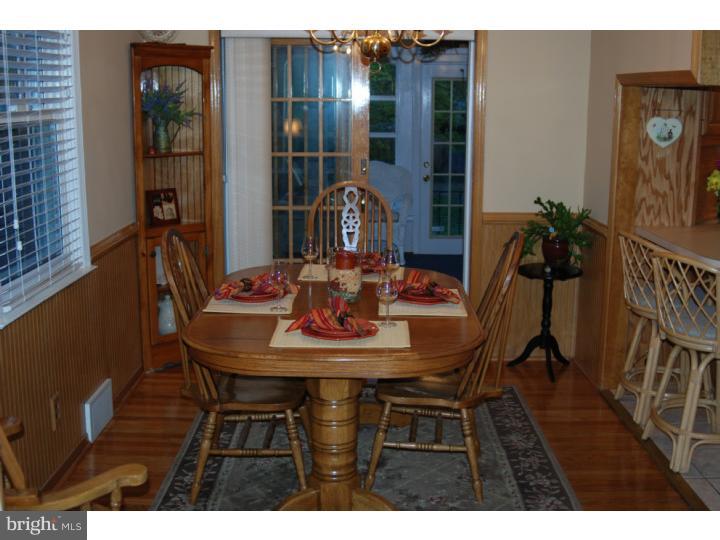 484 Kent Road Springfield, PA 19064 - Photo 4 of 15 Dining Room