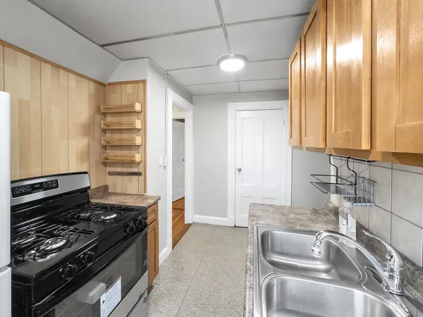 $2,300 | 1 Belmore Terrace, Unit 3, Boston, MA 02130