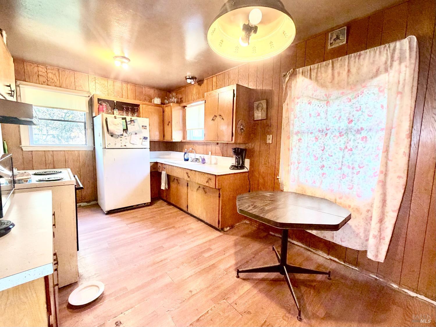 1045 4th Street Novato, CA 94945 - Photo 5 of 8