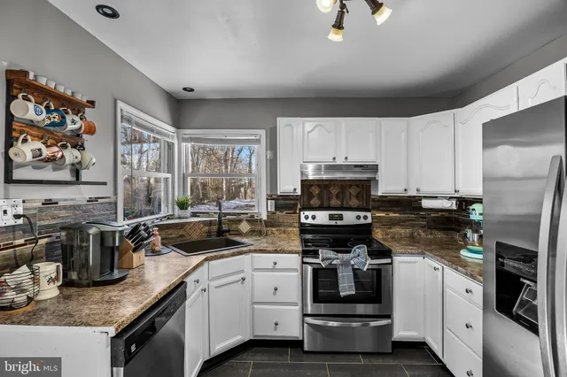 $315,000 | 42 Eastmont Lane, Sicklerville, NJ 08081