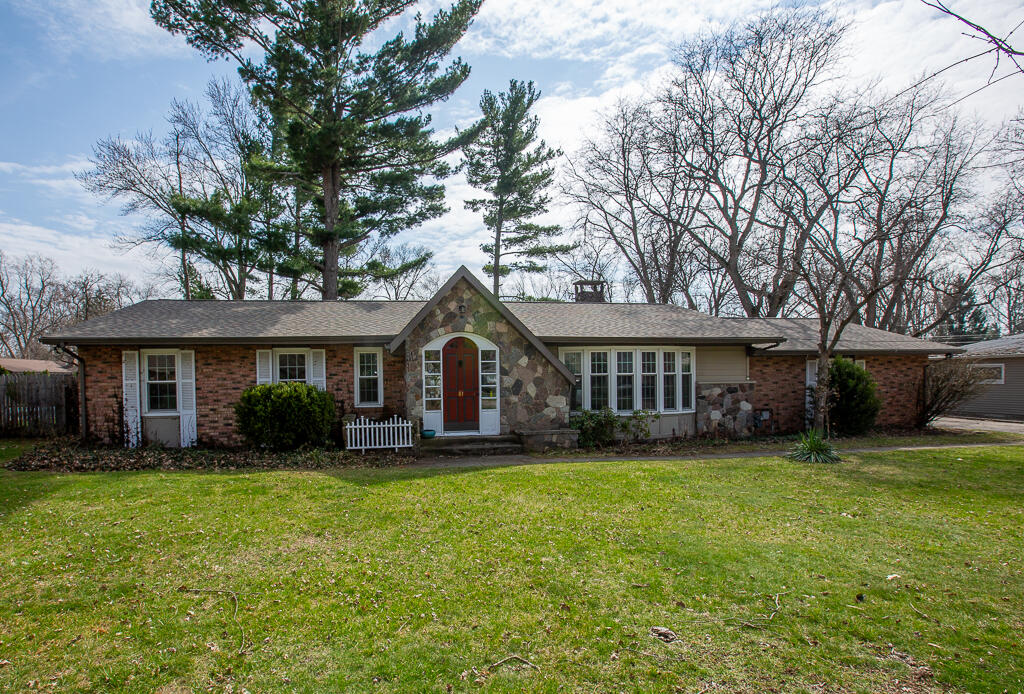 81 Maple Lane Coldwater, MI 49036 - Photo 2 of 34 81 Maple-39