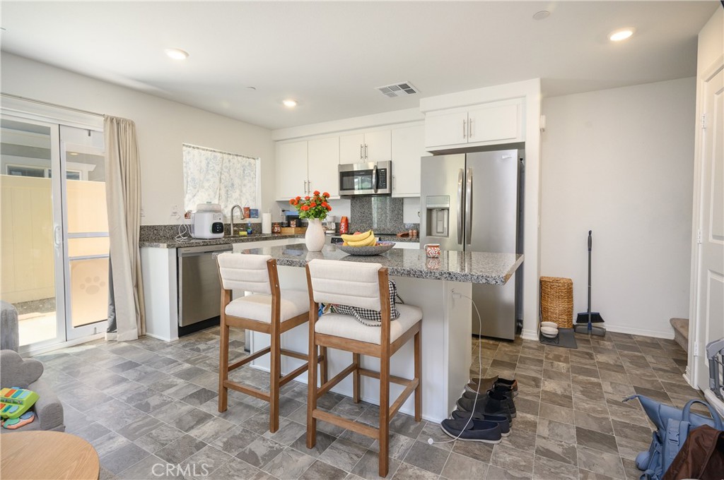 7276 Olive Grv Street Riverside, CA 92507 - Photo 3 of 20