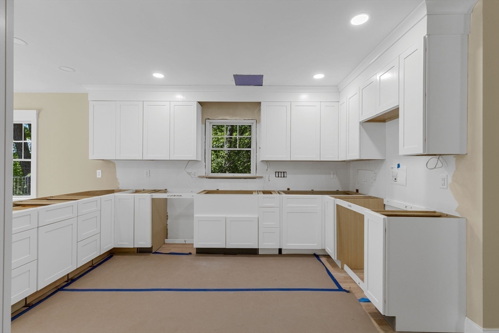 41 Little John Road East Falmouth, MA 02536 - Photo 14 of 34
