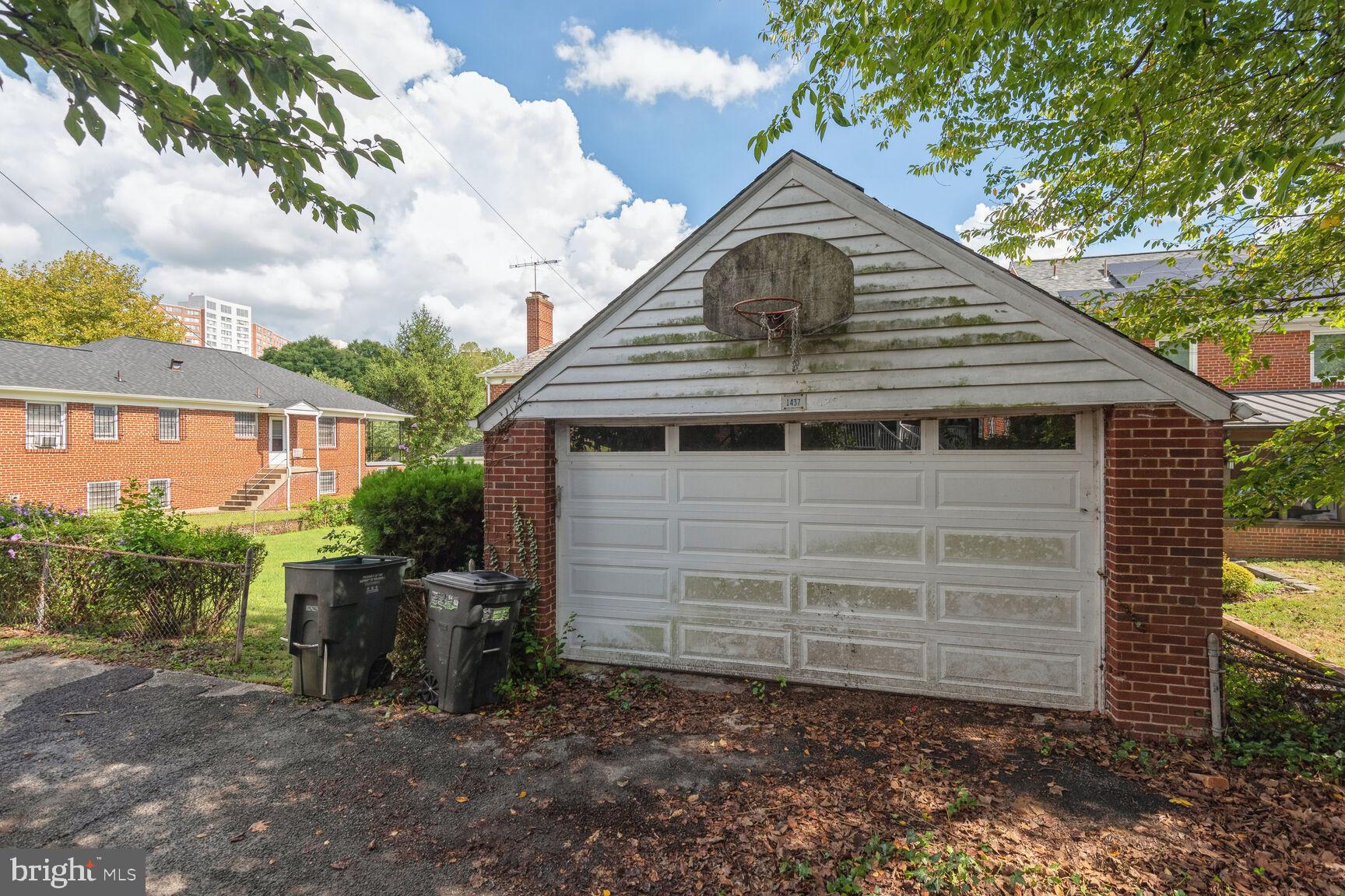 1437 Northgate Road Northwest Washington, DC 20012 - Photo 6 of 19