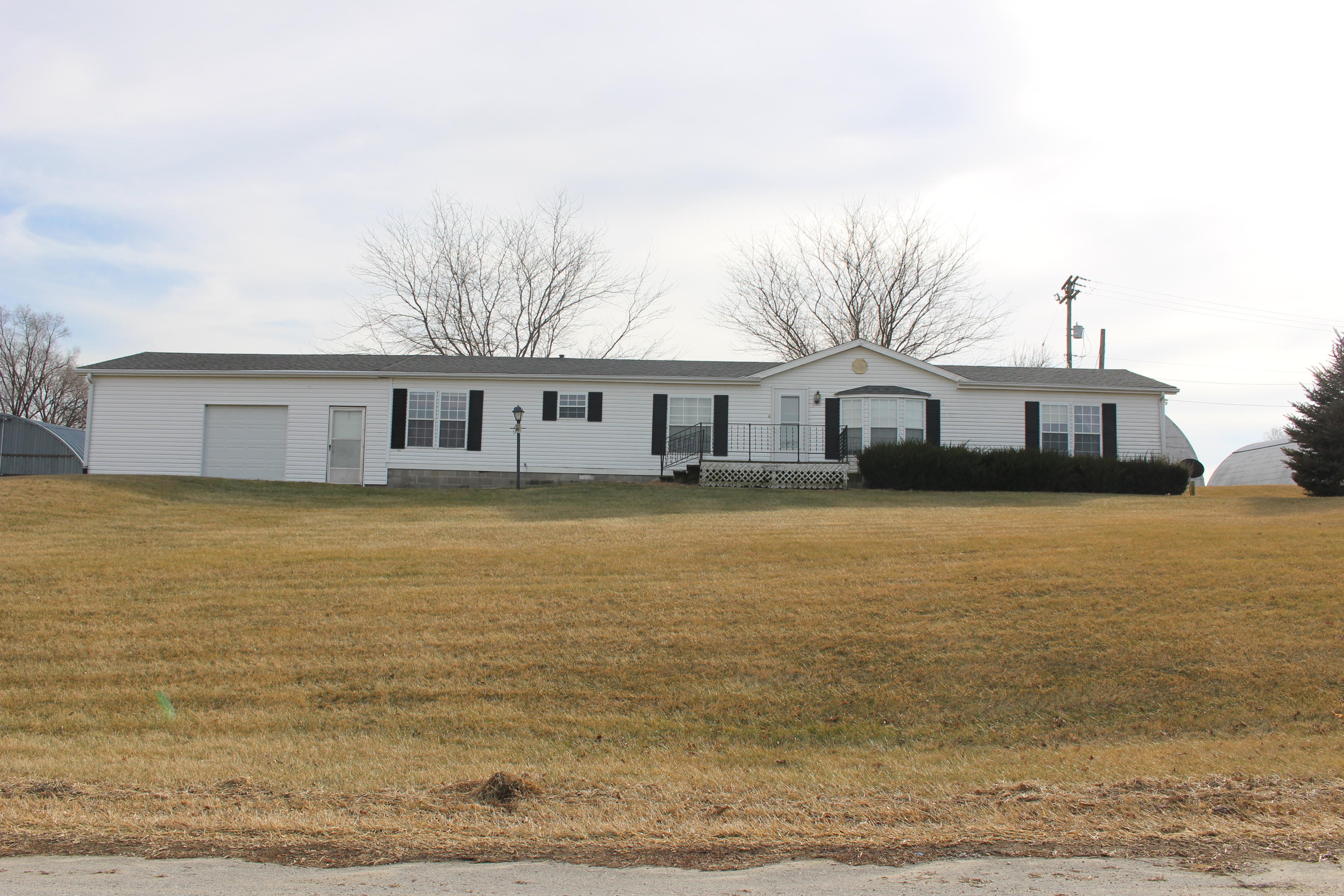 613 Beezley Street Macedonia, IA 51549 - Photo 1 of 36 Gallery Image 1