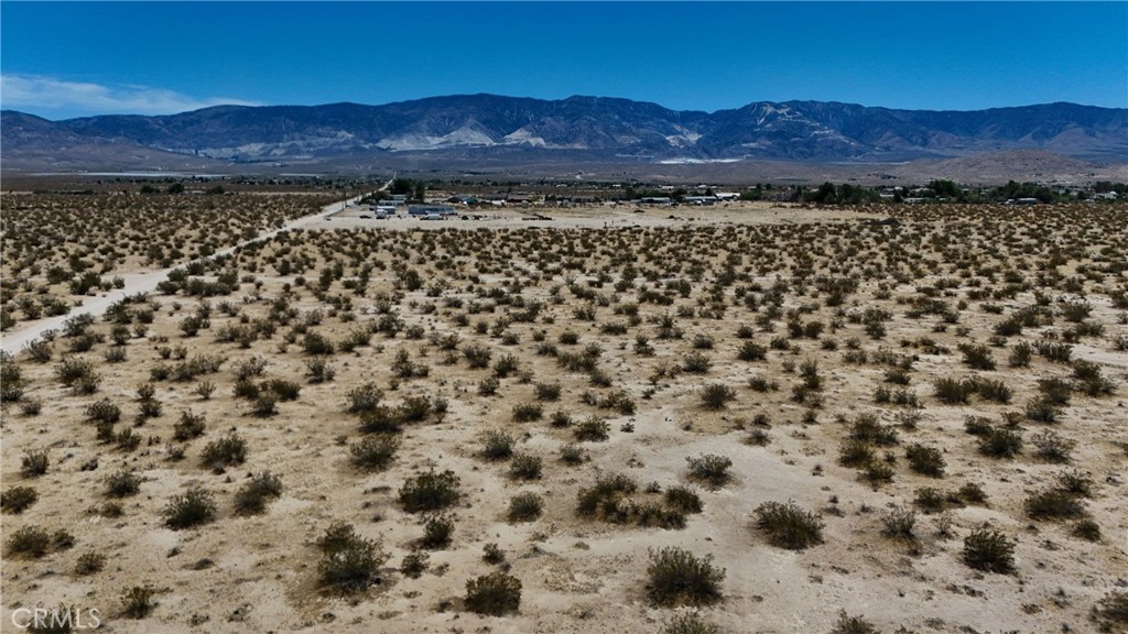 712 Fairlane Road Lucerne Valley, CA 92356 - Photo 10 of 12 a view of a area with mountain view