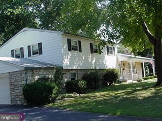 2031 Hemlock Road Norristown, PA 19403 - Photo 1 of 4 Gallery Image 1