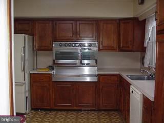 2031 Hemlock Road Norristown, PA 19403 - Photo 2 of 4 Gallery Image 2