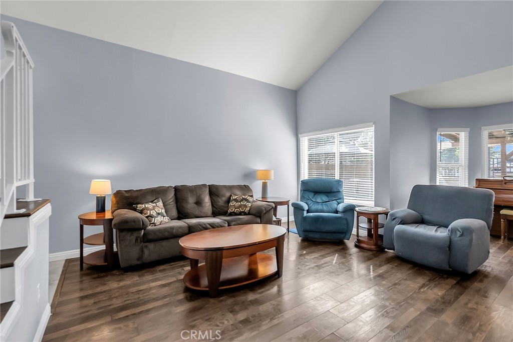 1105 West Victoria Street Rialto, CA 92376 - Photo 11 of 50