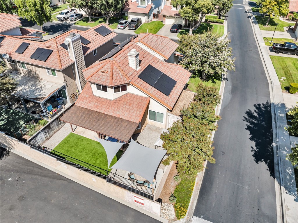 1105 West Victoria Street Rialto, CA 92376 - Photo 2 of 50