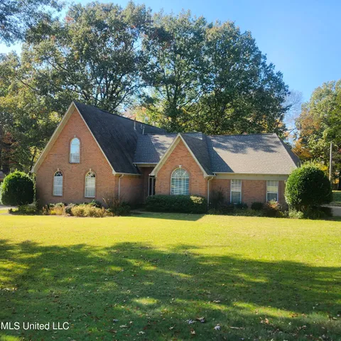 $345,000 | 8321 Windersgate Drive, Olive Branch, MS 38654