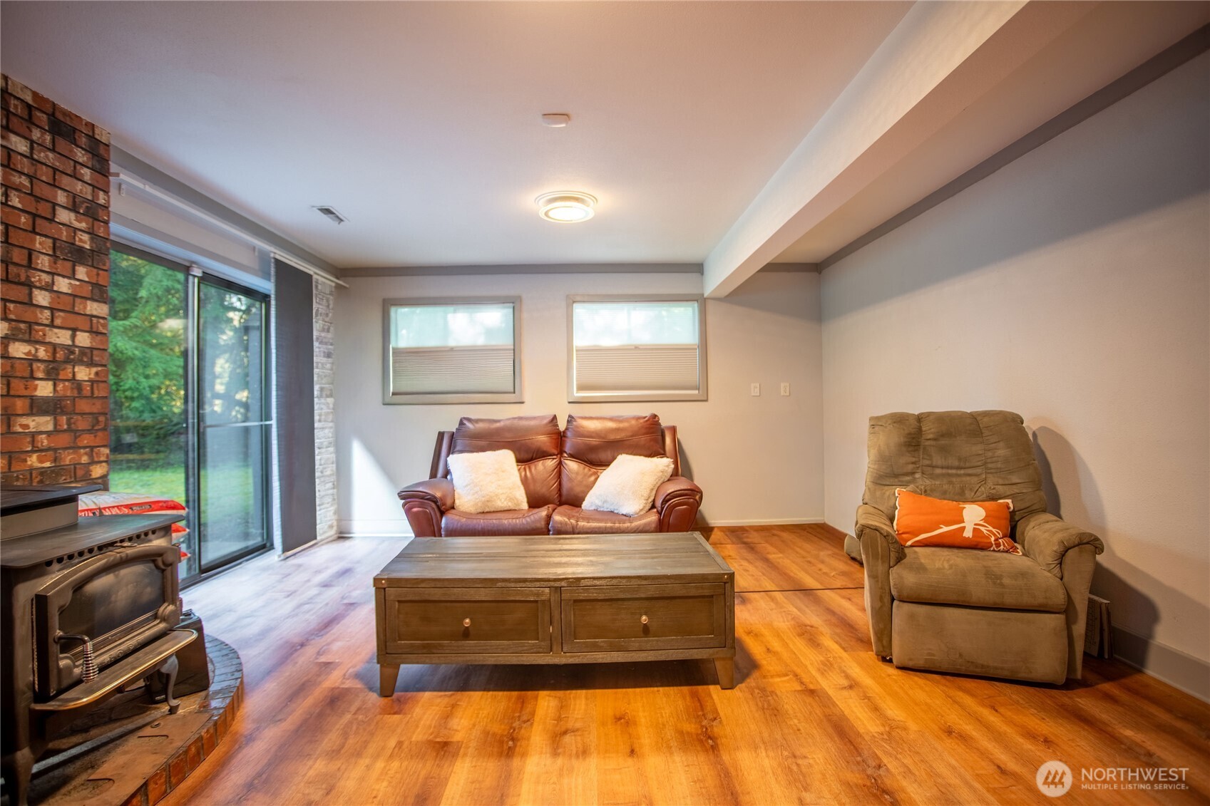 371 Pigeon Springs Road Onalaska, WA 98570 - Photo 17 of 39 a bedroom with furniture and a large window