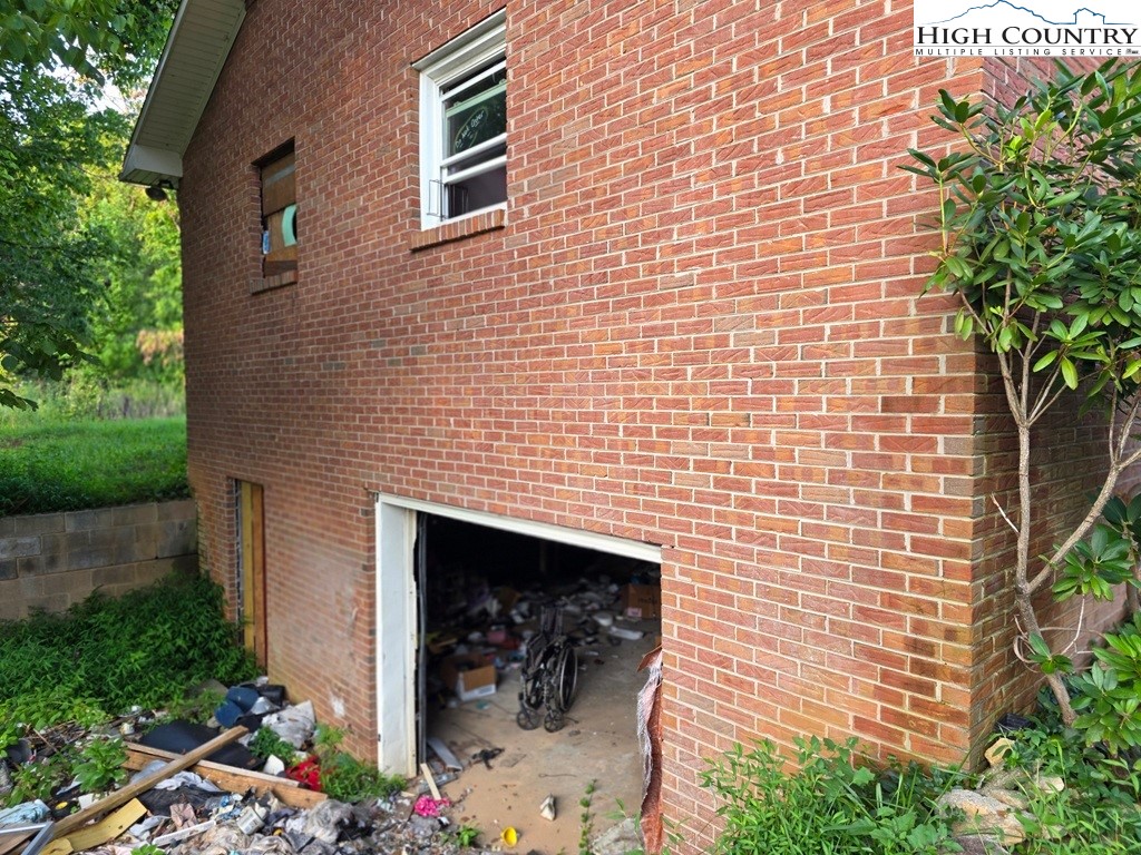 2591 Boomer Road Boomer, NC 28606 - Photo 3 of 27 Gallery Image 3