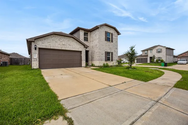 $2,550 | 5102 Hedgerose Lane, Katy, TX 77449