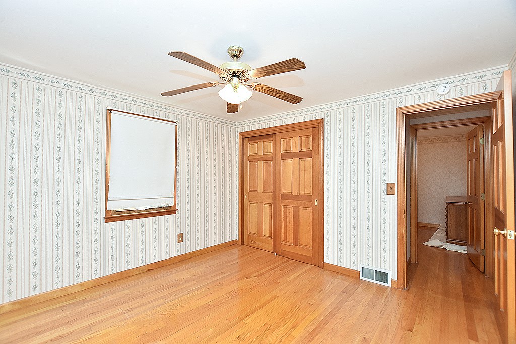 21 Raymond Drive Cumberland, RI 02864 - Photo 6 of 9