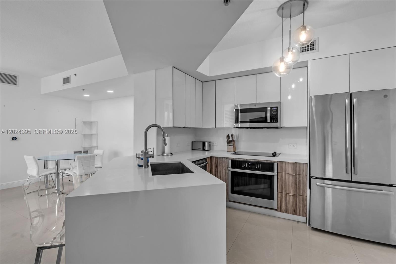 480 Northeast 30th Street, Unit 1703 Miami, FL 33137 - Photo 2 of 35