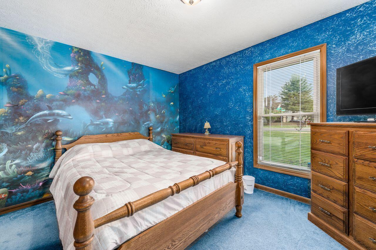 1525 Refugee Road Pickerington, OH 43147 - Photo 16 of 33 Bedroom 2
