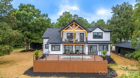 $1,450,000 | 216 Lake Pines Lane, Lexington, NC 27292