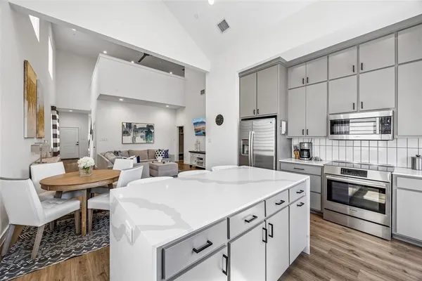 $649,999 | 1313 Tillery Court, Grapevine, TX 76051