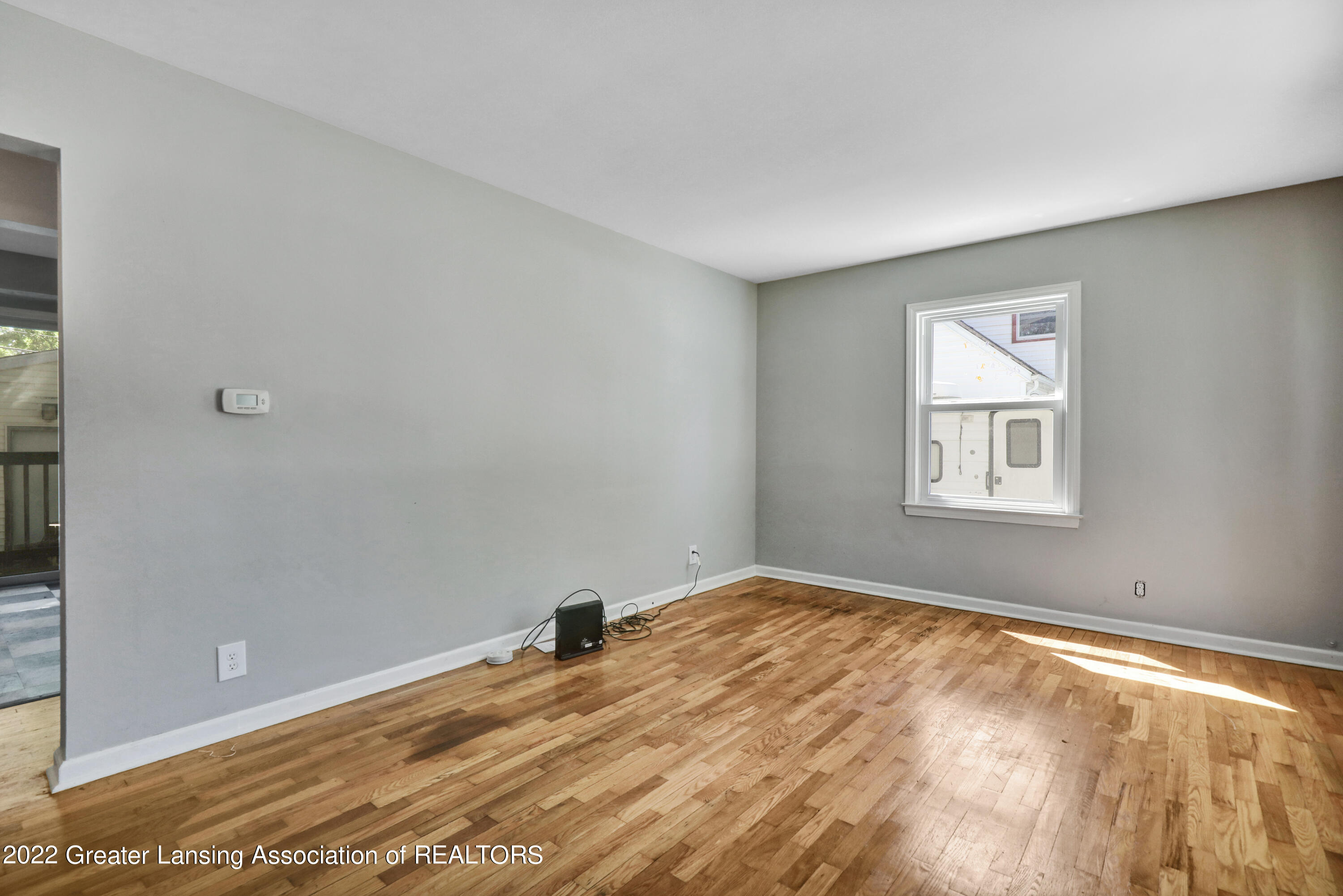 2401 Pleasant Grove Road Lansing, MI 48910 - Photo 4 of 29 9I3A5650