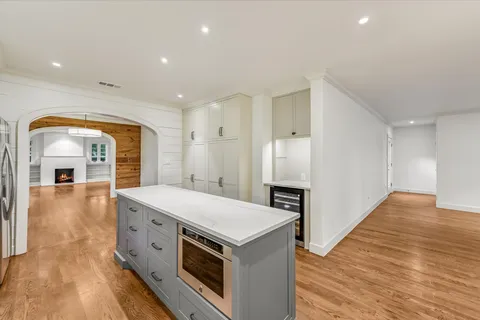 $2,150,000 | 1704 Travis Heights Boulevard, Austin, TX 78704