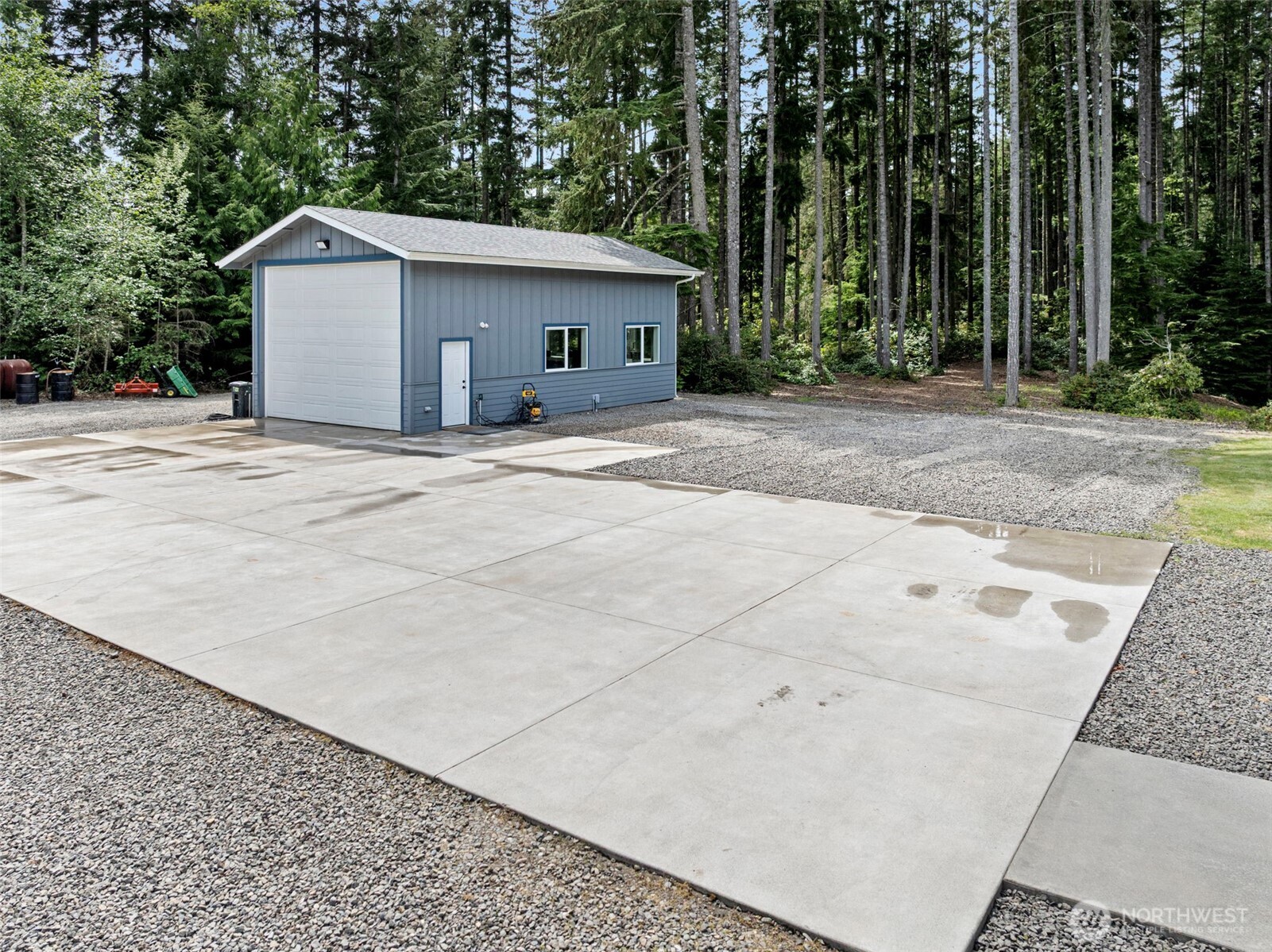 1002 Northwest Thompson Road Poulsbo, WA 98370 - Photo 35 of 40 Gallery Image 35