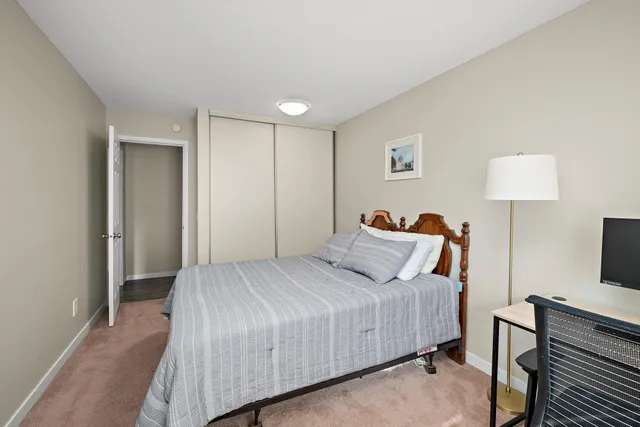 $2,250 | 4618 Cedar Lake Road, Unit 6, St. Louis Park, MN 55416