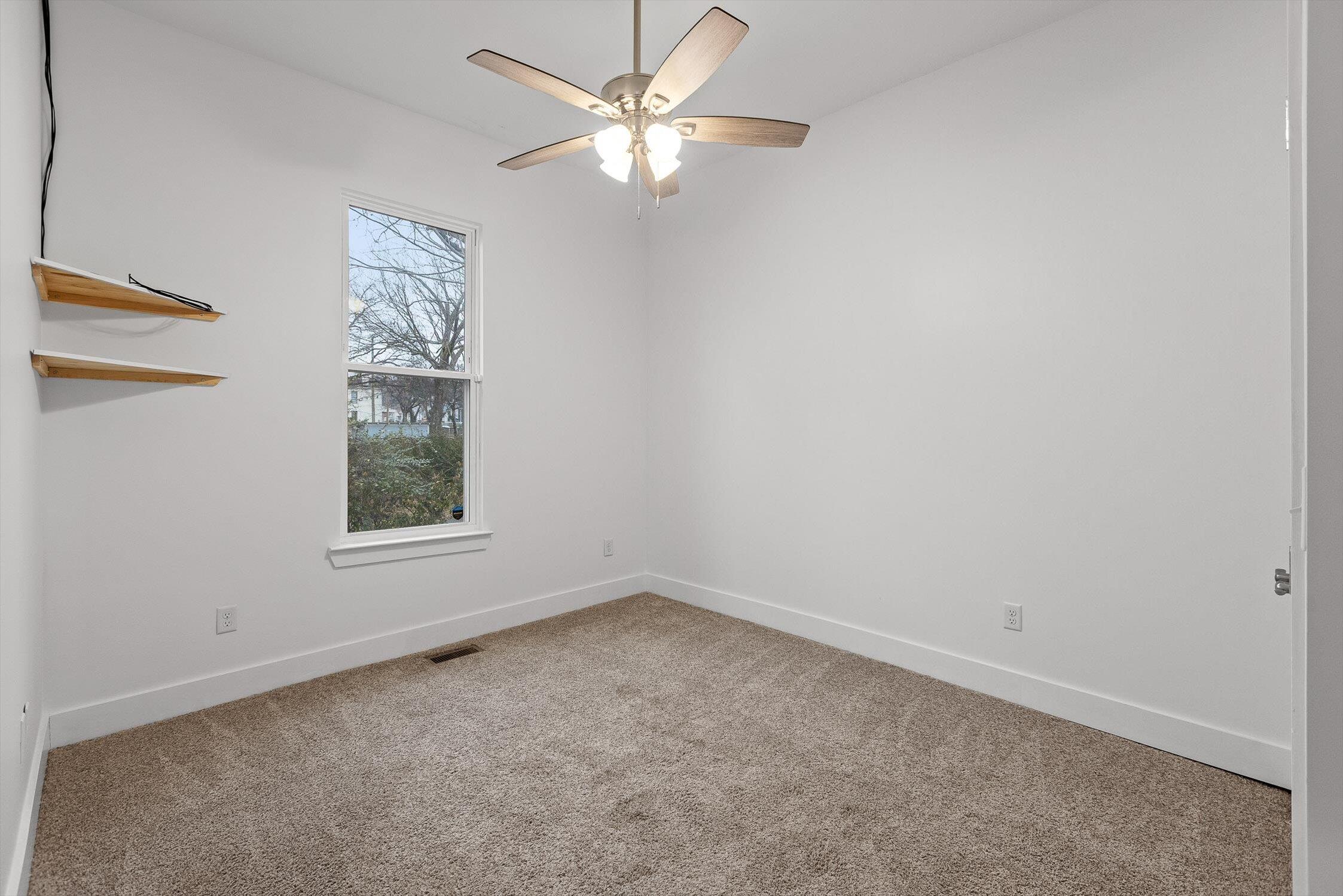2012 East 12th Street Chattanooga, TN 37404 - Photo 23 of 37 26-E 12th-26